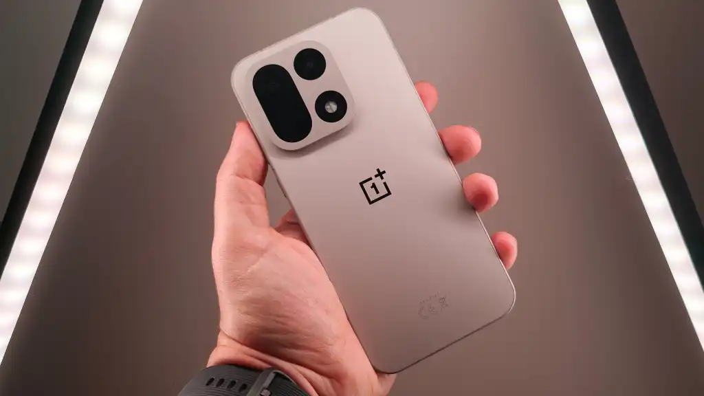 OnePlus 15 Benchmark Scores